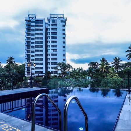 Hotel Ganthera 康提 外观 照片