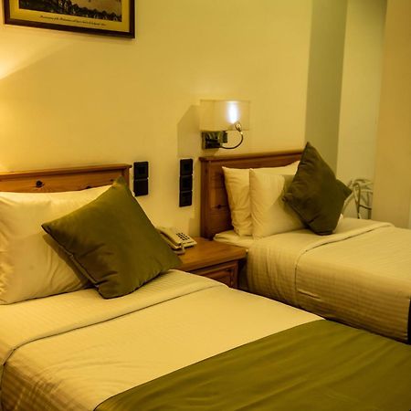 Hotel Ganthera 康提 外观 照片