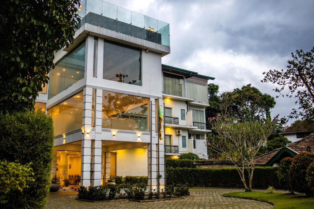 Hotel Ganthera 康提 外观 照片