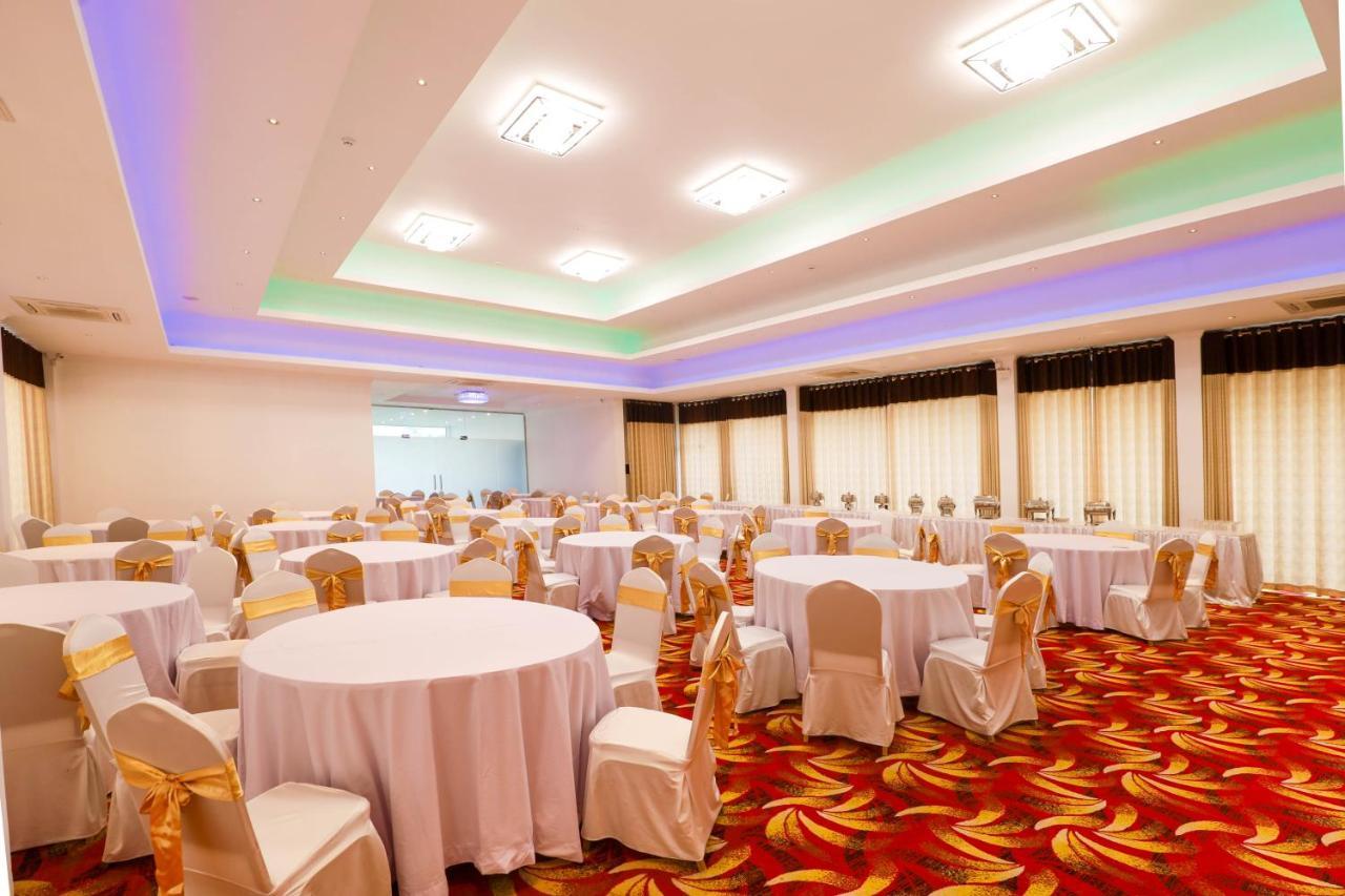 Hotel Ganthera 康提 外观 照片