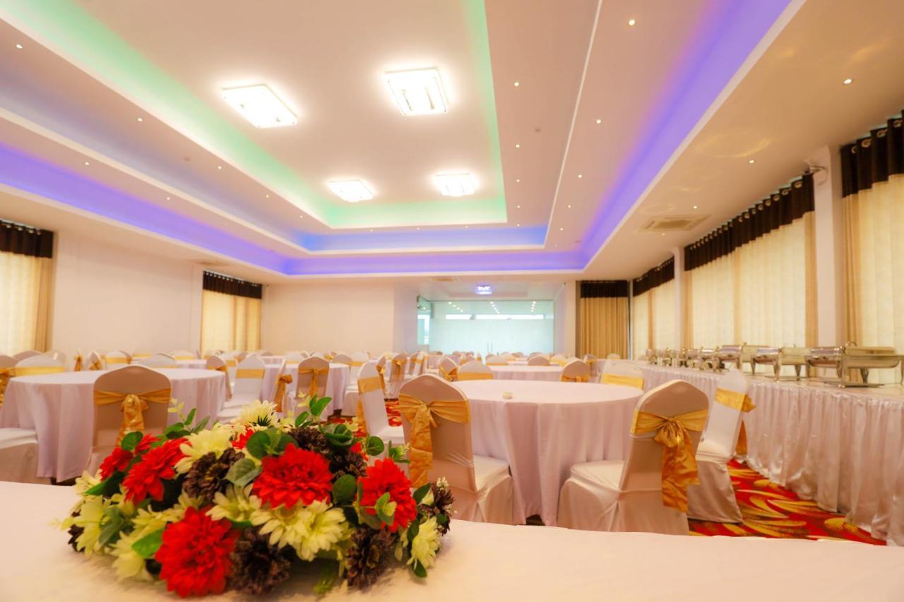 Hotel Ganthera 康提 外观 照片
