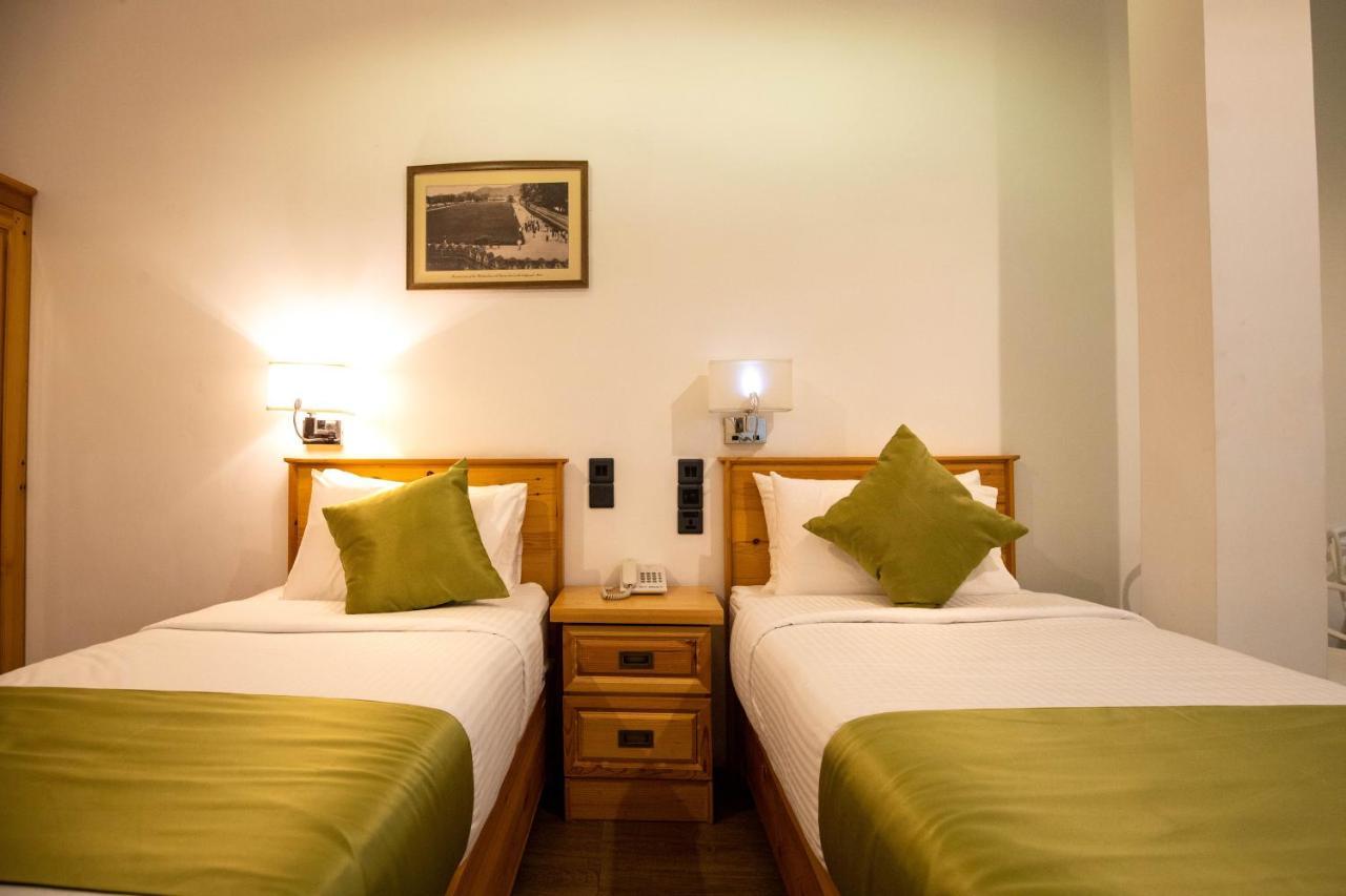 Hotel Ganthera 康提 外观 照片