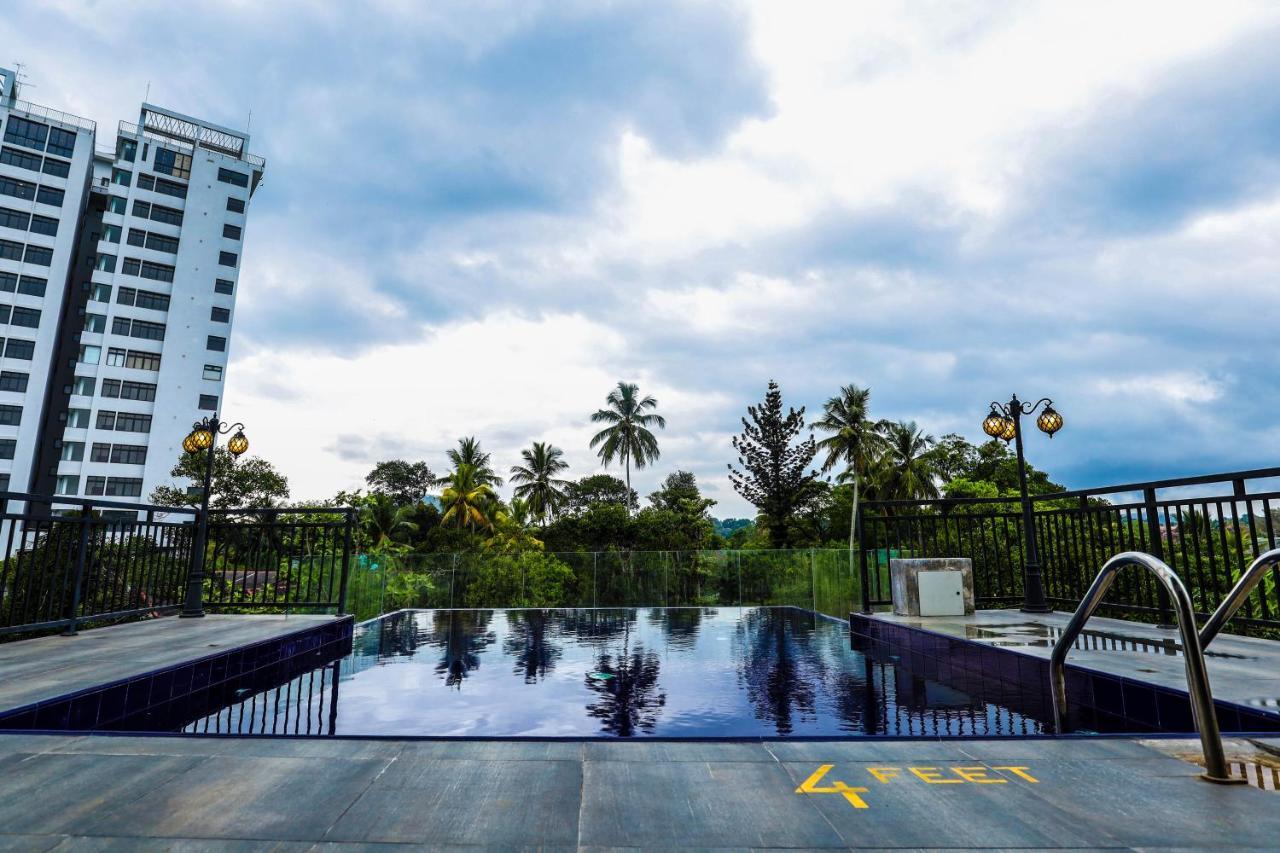 Hotel Ganthera 康提 外观 照片