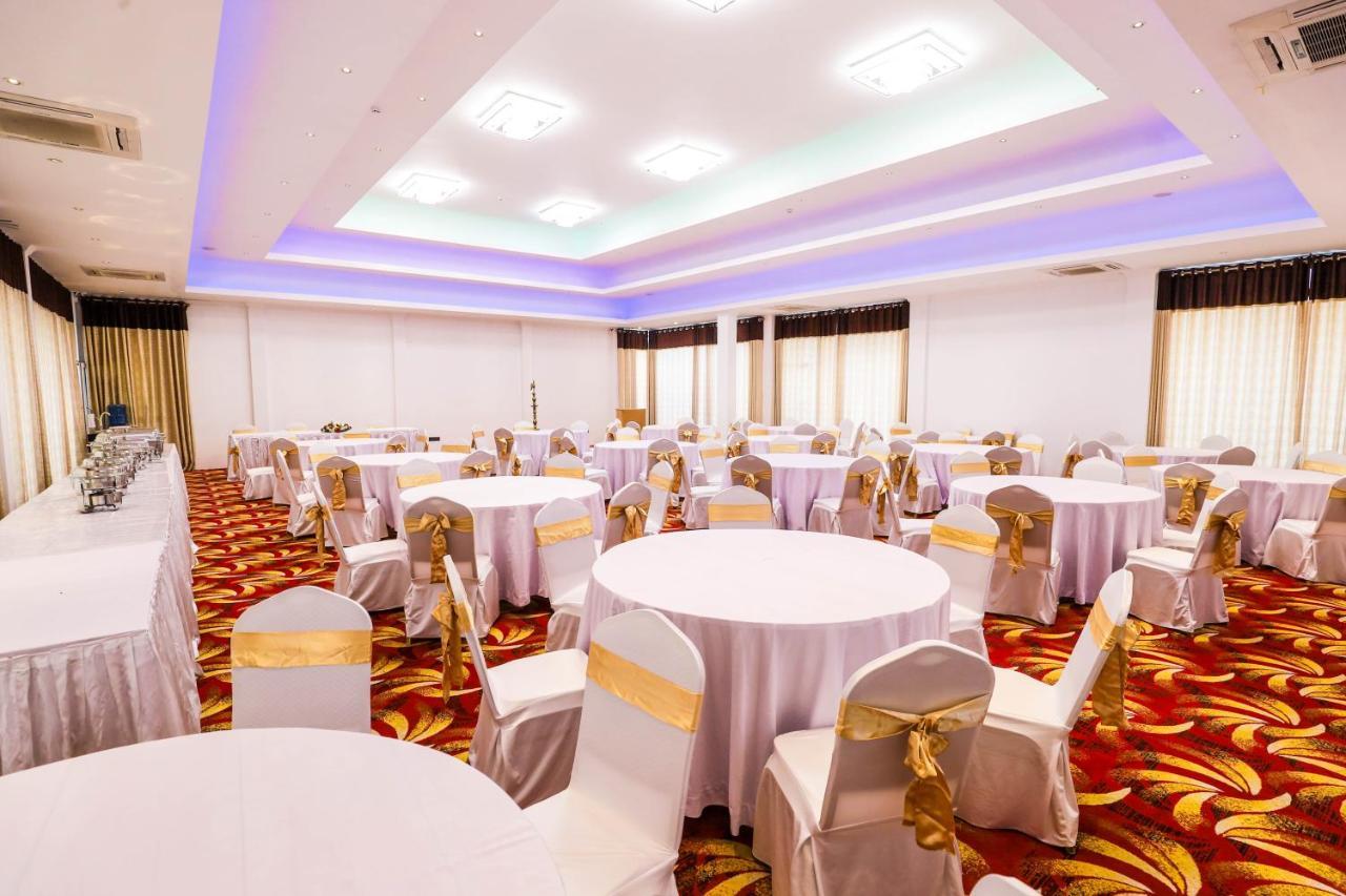 Hotel Ganthera 康提 外观 照片