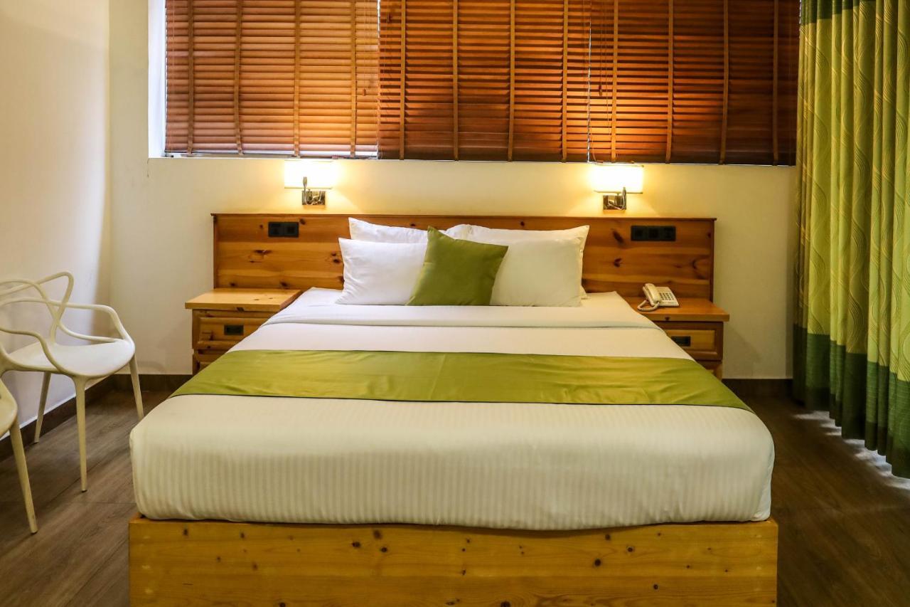 Hotel Ganthera 康提 外观 照片