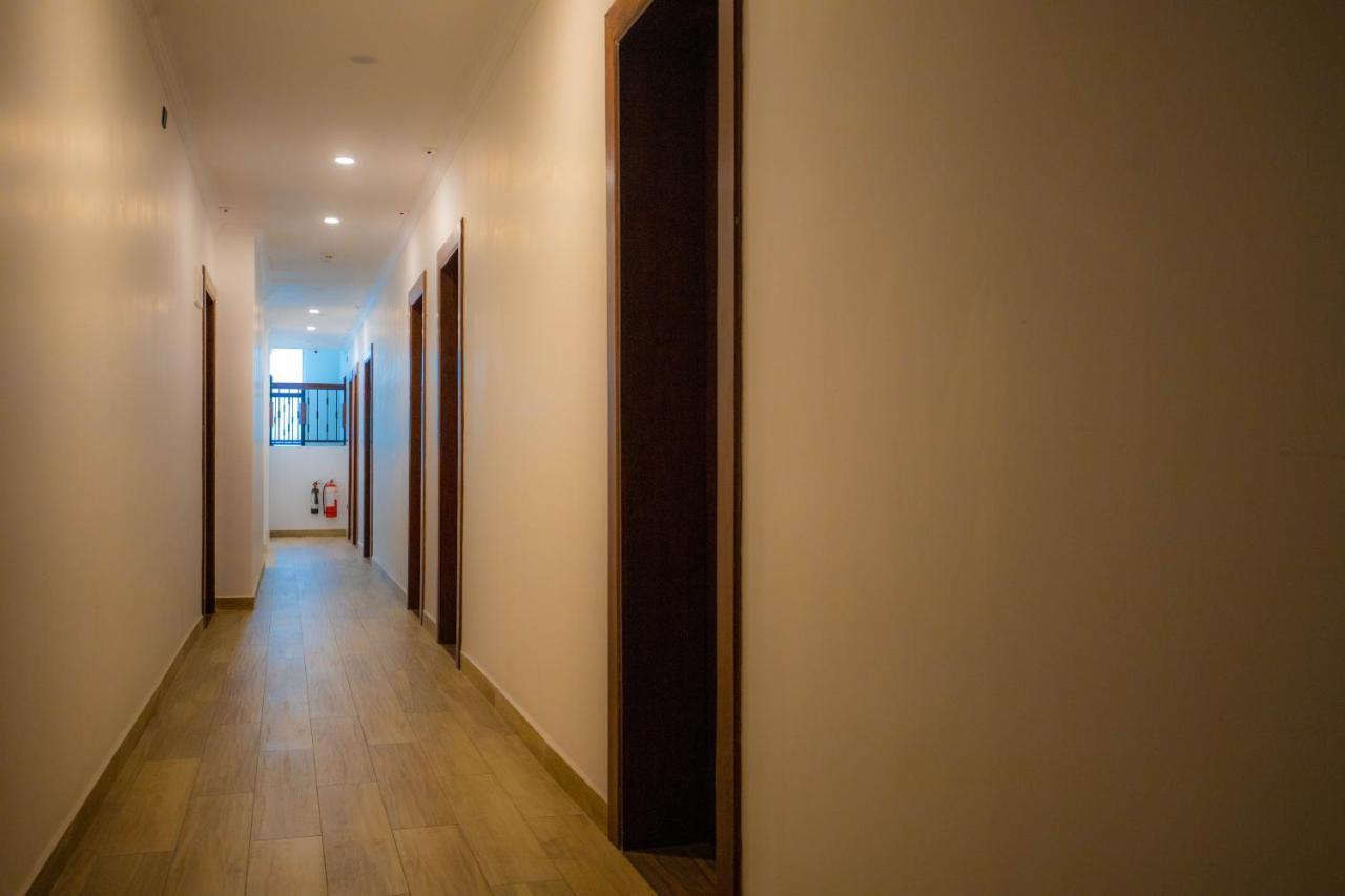 Hotel Ganthera 康提 外观 照片