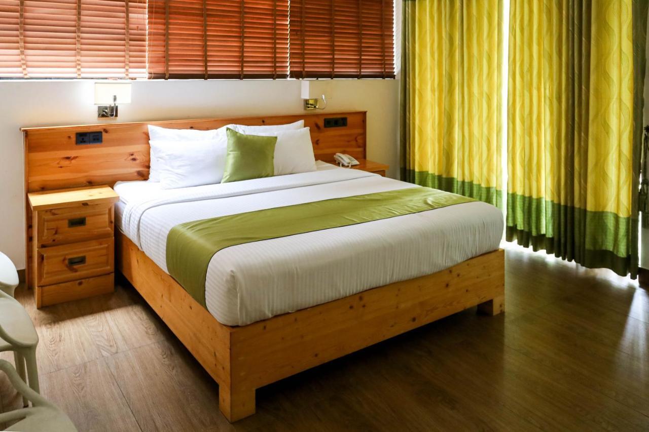 Hotel Ganthera 康提 外观 照片