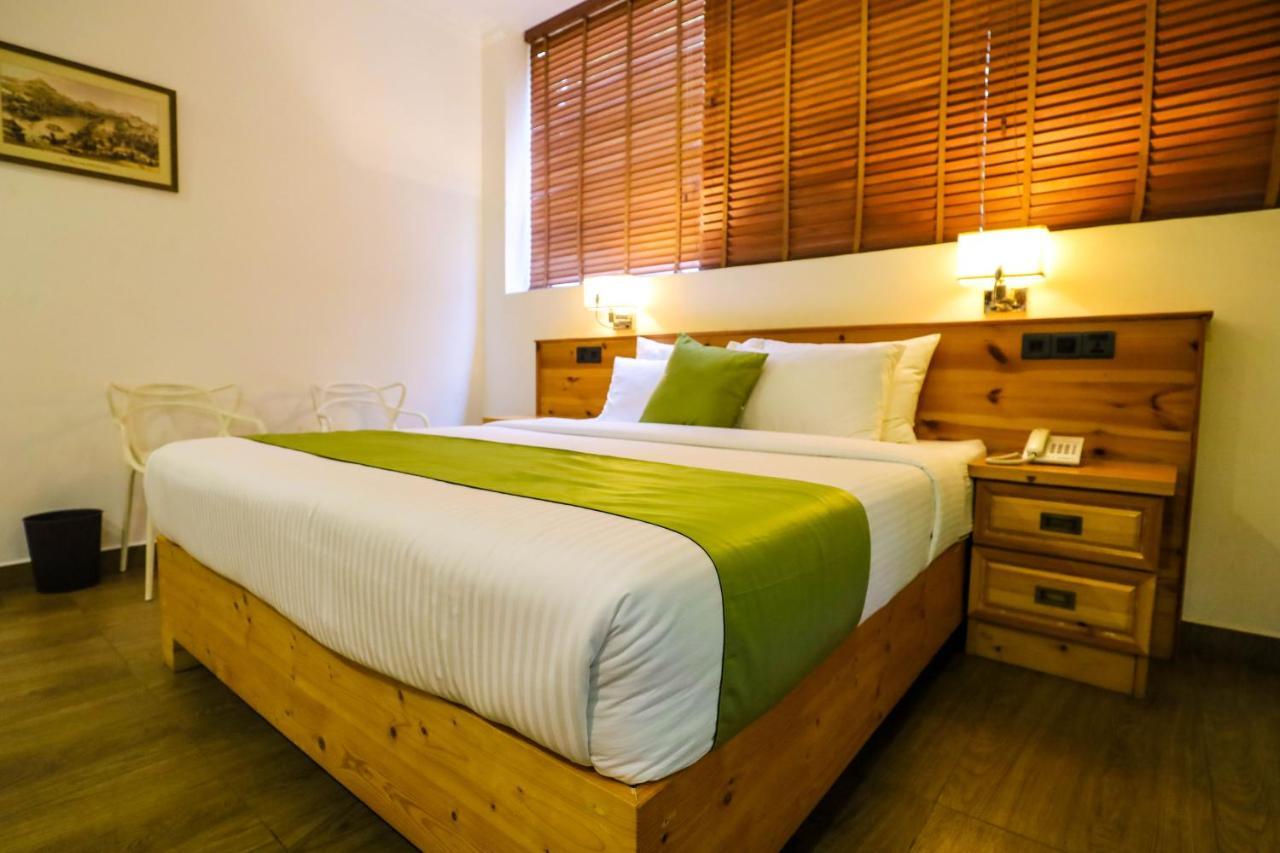 Hotel Ganthera 康提 外观 照片