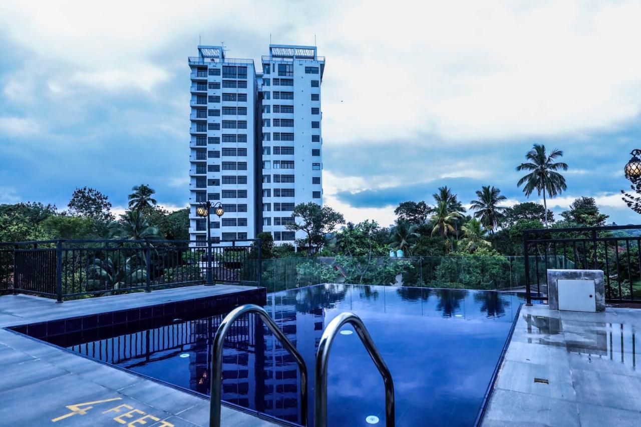 Hotel Ganthera 康提 外观 照片